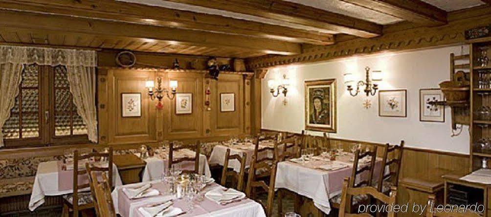 Petit Helvetia Budget Hotel Zermatt Restaurante foto